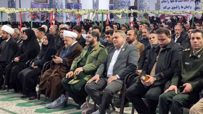 معاون بسیج: شهید سلیمانی منافع مردم را به گروههای سیاسی گره نمیزد