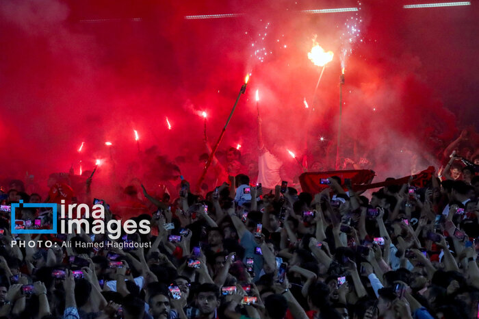 نتایج بازی مدعیان لیگ برتر فوتبال در مصاف های مستقیم/ تراکتور و پرسپولیس در صدر