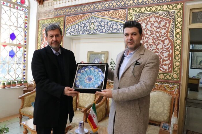 Isfahan governor general invites Turkish investors to cooperate on provincial projects