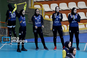 Saipa vence a la categoría femenina sub-20 en la Liga Premier de Voleibol de Irán