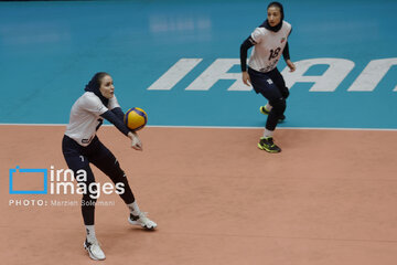 Saipa vence a la categoría femenina sub-20 en la Liga Premier de Voleibol de Irán