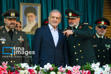 Ceremonia de graduación de la Universidad de Policía de Irán