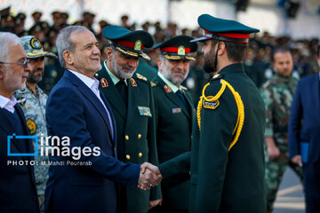 Ceremonia de graduación de la Universidad de Policía de Irán