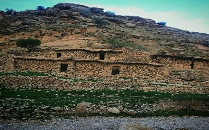 مردمان تشنه روستای دژکوه کهگیلویه سیراب می شوند