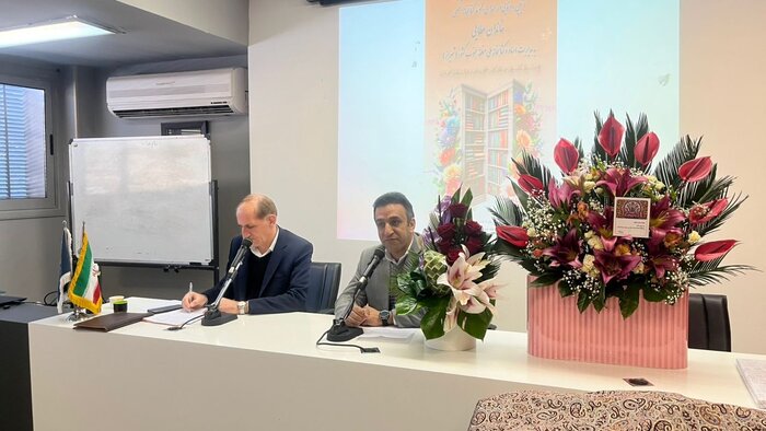 تداوم سنت حسنه اهدای کتابخانه خانوادگی در شیراز؛ کتاب هایی که خاطرات را حفظ می کنند