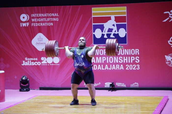پدیده جدید دسته فوق سنگین وزنهبرداری؛ قهرمانی با رویای بدون سقف 4 پدیده جدید دسته فوق سنگین وزنهبرداری؛ قهرمانی با رویای بدون سقف