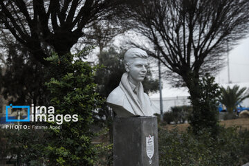 Eight busts of war-time university students unveiled in Tehran