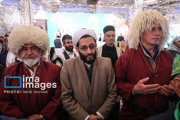 Les ethnies et les nomades d’Iran réunis au mausolée d’Imam Reza