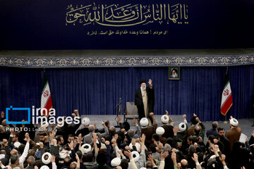 L’ayatollah Khamenei a reçu en audience des milliers de personnes de la province de Qom