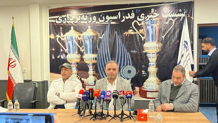 انوشیروانی: بدهی فدراسیون تا اردیبهشت پرداخت می شود/تردیدی برای همکاری با نصیرشلال نداریم