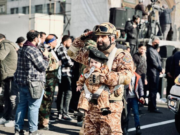 روزی که مردم تهران، زن و مرد و پیر و جوان «بسیج» شدند