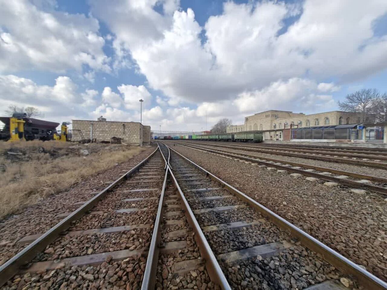 حمل و نقل بینالمللی بار در راهآهن منطقه آذربایجان ۷۸ درصد افزایش یافت حمل و نقل بینالمللی بار در راهآهن منطقه آذربایجان ۷۸ درصد افزایش یافت