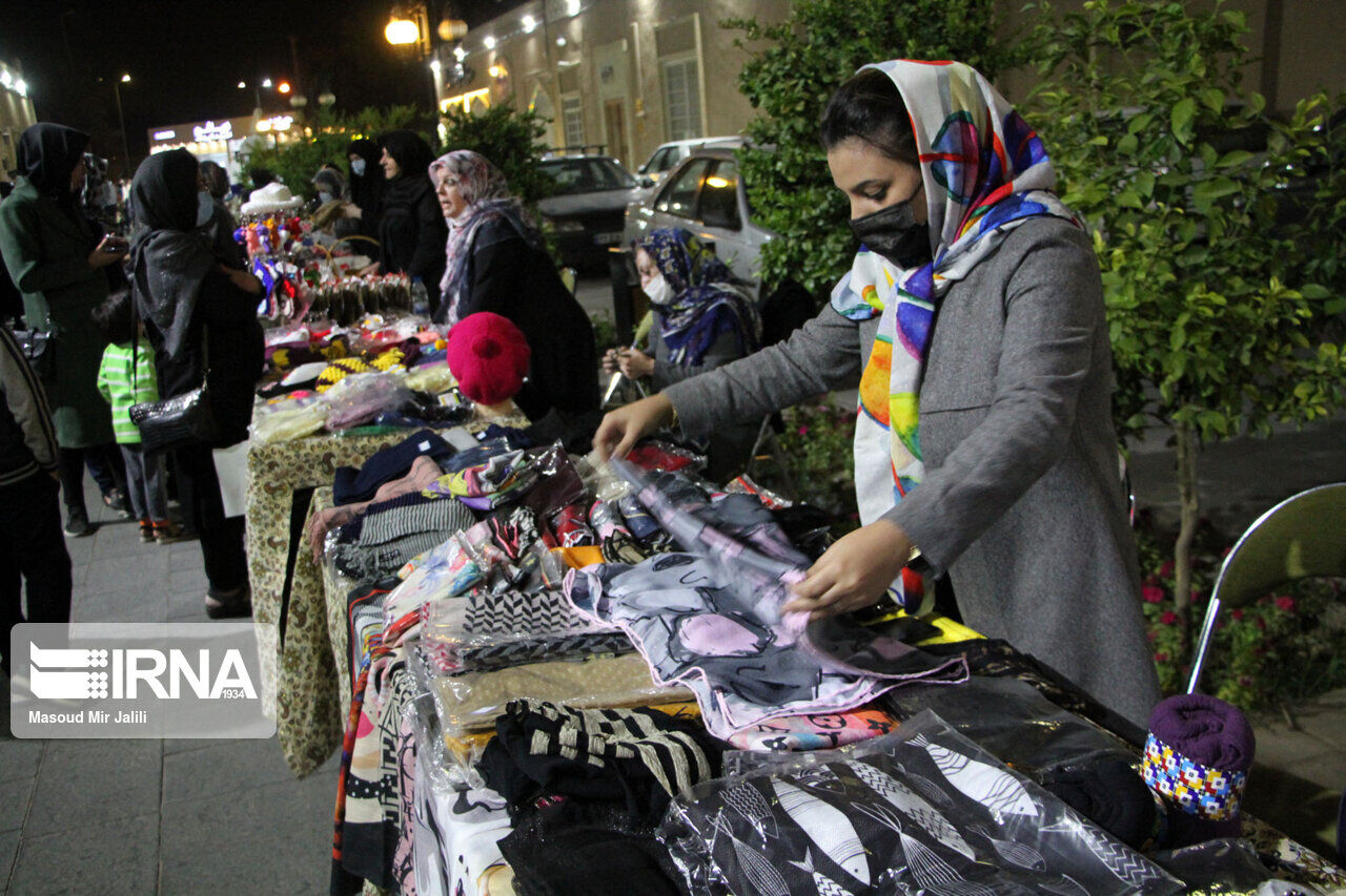 فعالیت در بازارچه ساحلی دیلم  بوشهر از سرگرفته شد فعالیت در بازارچه ساحلی دیلم  بوشهر از سرگرفته شد