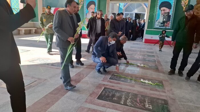 استاندار کرمان: رفسنجان شرایط مناسبی برای سرمایه‌گذاری صنعتی دارد