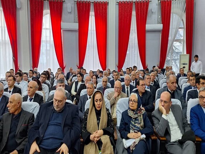 گویش های رایج ایران و تاجیکستان معرفی شود