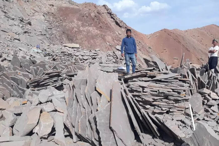 فرماندار: تکمیل ۲۰ پروژه اولویتدار نهبندان، ۴۶ هزار و ۳۸۵ میلیارد ریال اعتبار نیاز دارد