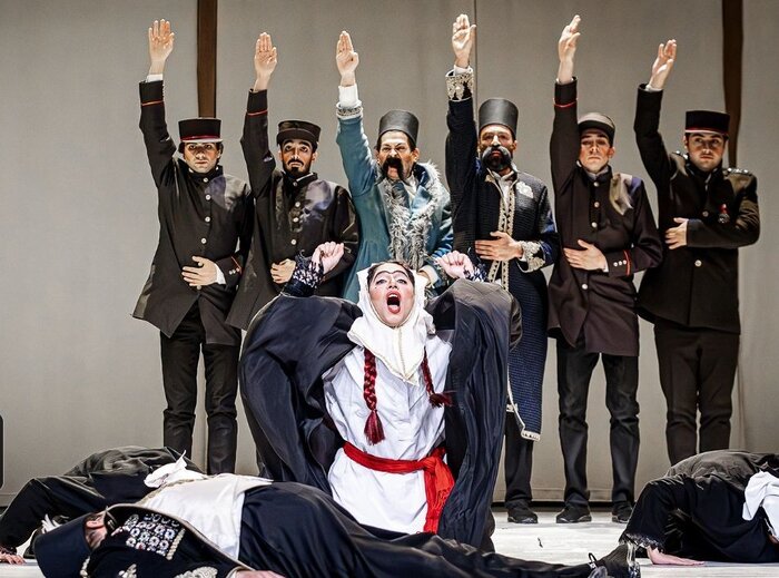 از پاریس تا تهران با آبجی مظفر