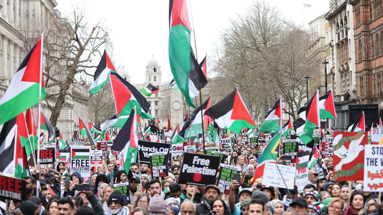 Pro-Palestinian demonstrations continue in London, urging implementation of Gaza ceasefire