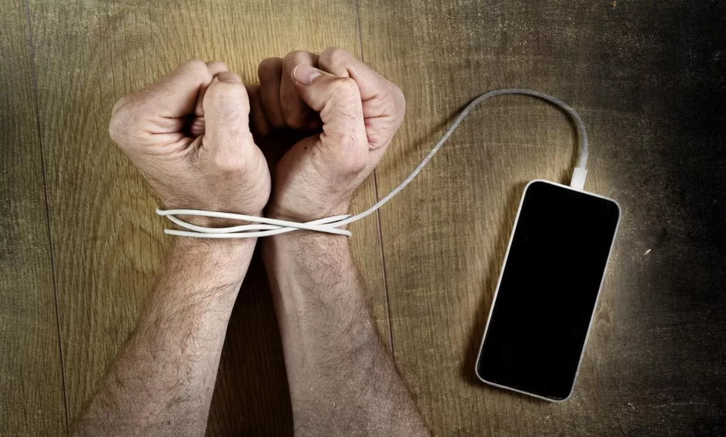 عادتهای ناسالمی که انرژیتان را میگیرند