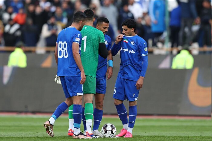 نمک رحمتی روی زخمهای موسیمانه؛ استقلال قدر بازگشت به آزادی را ندانست