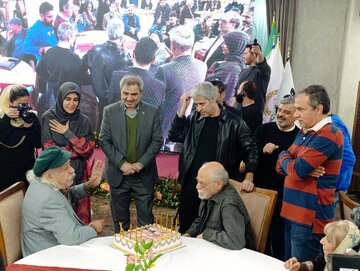 افتتاحیه جشنواره تئاتر فجر بدون سخنرانی/ برگزاری جشن تولد و تقدیر از چهار پیشکسوت