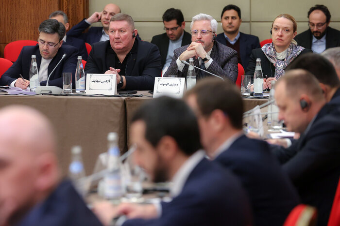 دیدارهای رئیسجمهور در مسکو عملیاتی بود؛ استقبال فعالان اقتصادی روس از نشست با پزشکیان