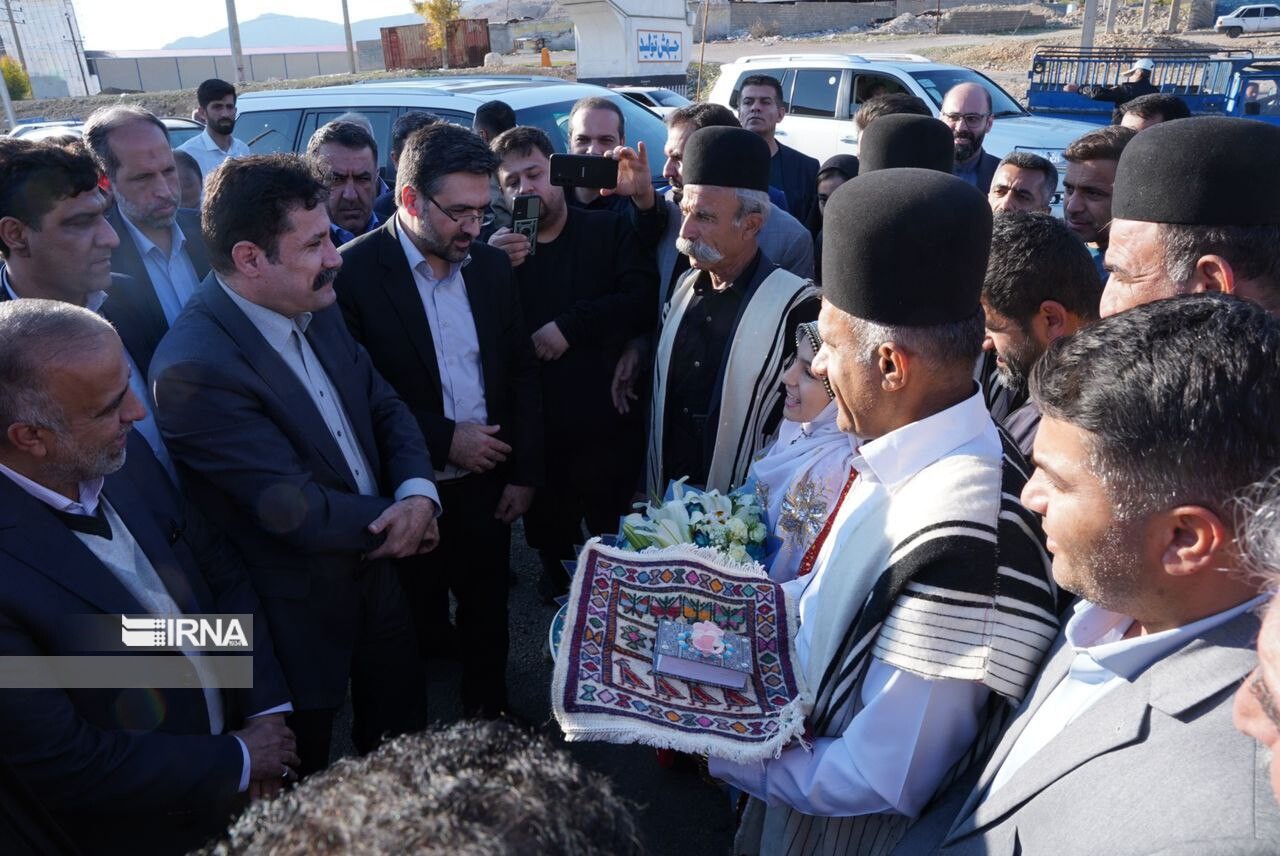 معاون رییس جمهور: دولت پزشکیان خود را موظف به کاهش مشکلات مناطق محروم می‌داند