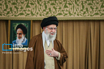 In photo; Manufacturers, figures from private sector meet Ayatollah Khamenei