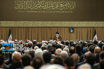 In photo; Manufacturers, figures from private sector meet Ayatollah Khamenei