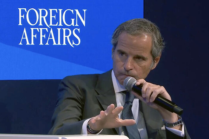 ابهام در سیگنالهای ارسالی رافائل گروسی/بحران سازی جدید، راهحل خروج از بنبست نیست