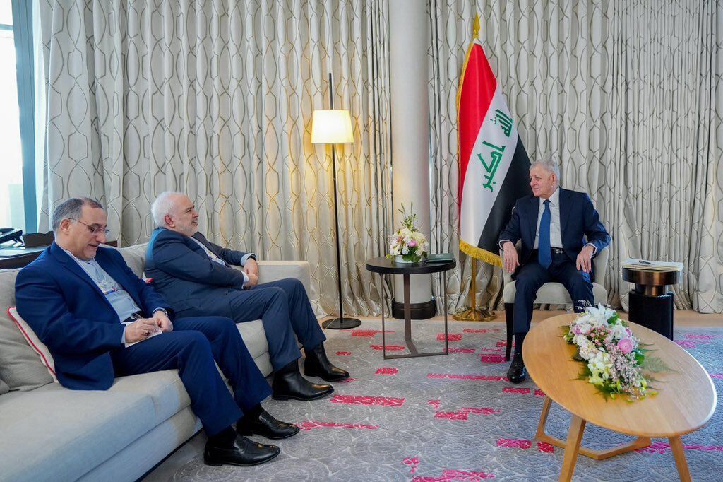 Iran’s Zarif meets Iraq’s president in Switzerland