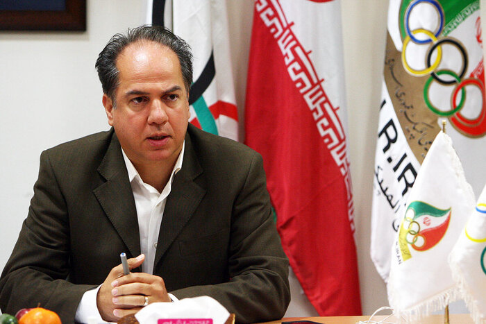 بازگشت آقای خاص در روز جدایی سه آبیپوش