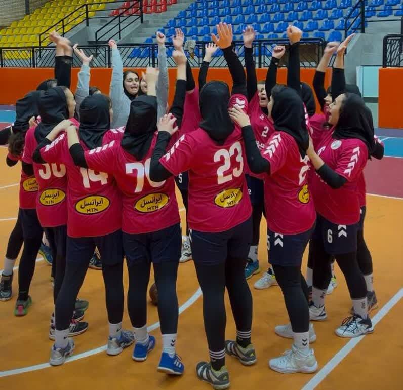 آغاز دور برگشت لیگ آیندگان هندبال دختران در تبریز آغاز دور برگشت لیگ آیندگان هندبال دختران در تبریز
