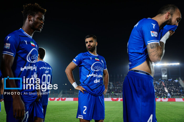حضور سرمربی پرسپولیس در تهران در روز تساوی خوابآور استقلال در انزلی