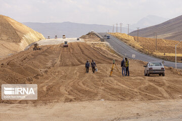 پیشرفت ۴۵ درصدی پروژه راهسازی گوهرکوه - بزمان در شهرستان تفتان