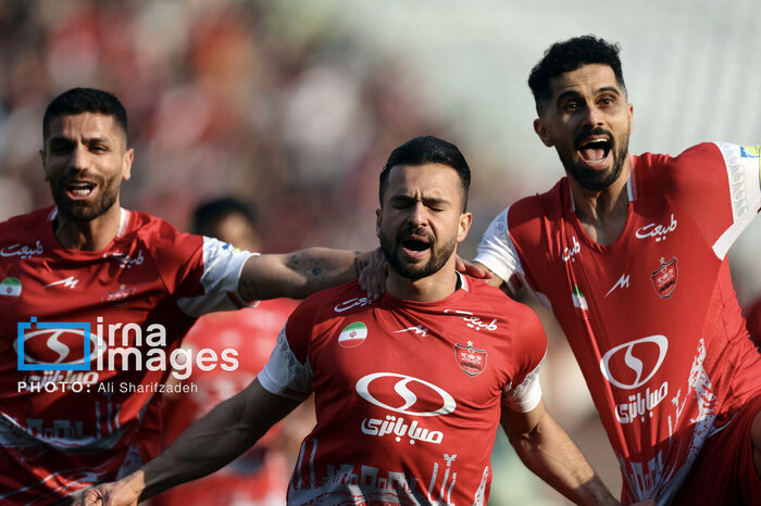 بُرد بزرگ پرسپولیس با ۱۰ نفر در روز صدرنشینی سپاهان