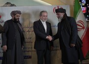 عراقجي يجتمع بوزير الصناعة والتجارة الافغاني