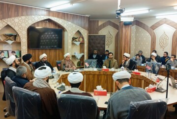 کتاب «فقه اطلاعات و امنیت» در قم معرفی و بررسی شد