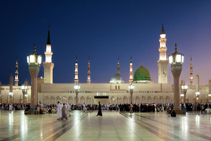 İslam Peyğəmbərinin Mədinə şəhərindəki türbəsi