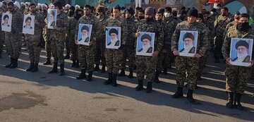 نیروی مسلح قم با آرمان‌های امام راحل تجدید میثاق کردند
