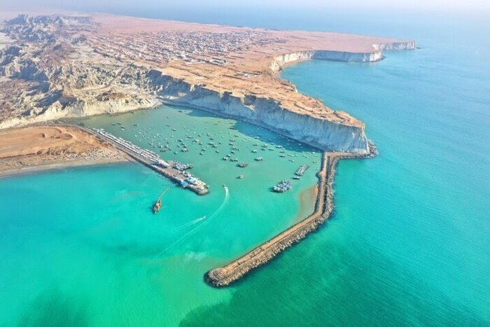 صالحی امیری: موج فعالان اقتصادی در حال عزیمت به مکران هستند