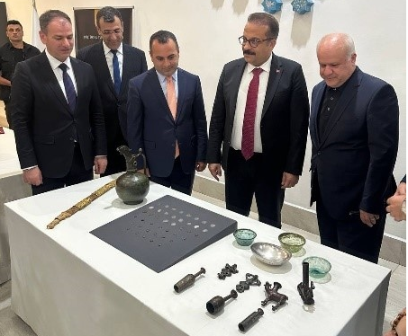 استرداد ۵۵ شیء فرهنگیتاریخی از ترکیه به ایران