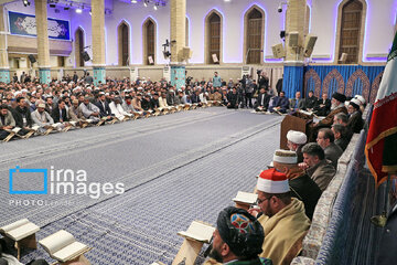 Les participants au concours international du Coran rencontrent l’Imam Khamanei