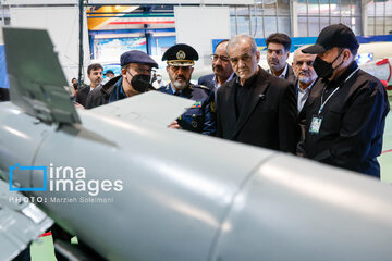 El presidente iraní visita los últimos logros en materia de defensa y espacio