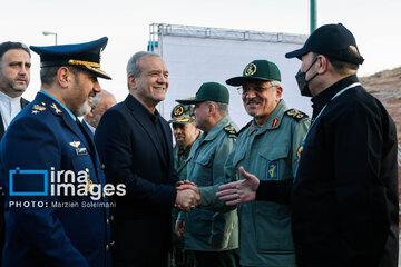 El presidente iraní visita los últimos logros en materia de defensa y espacio