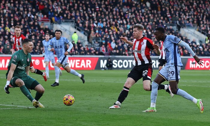 بازگشت منچستر به جاده باخت/ تاتنهام پس از ۷ هفته پیروز شد