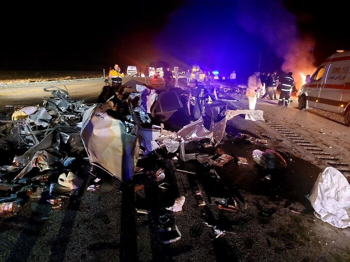 تصادف مرگبار در اتوبان غدیر/ ۸ نفر جان باختند