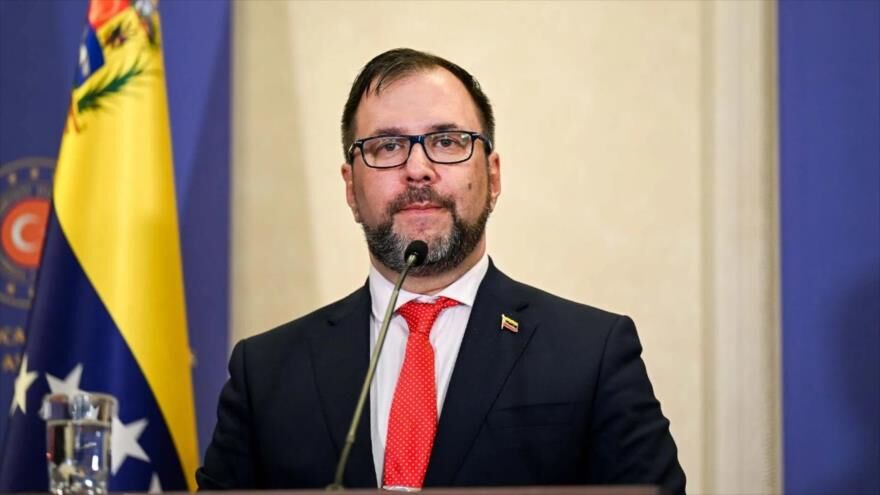 Venezuela expresa su solidaridad con Cuba frente a restauración de política de máxima presión de EEUU