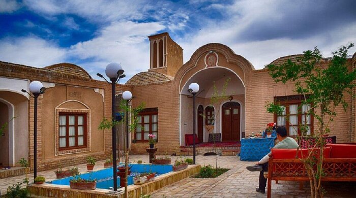 چگونه یک اقامتگاه بومگردی پایدار راهاندازی کنیم؟