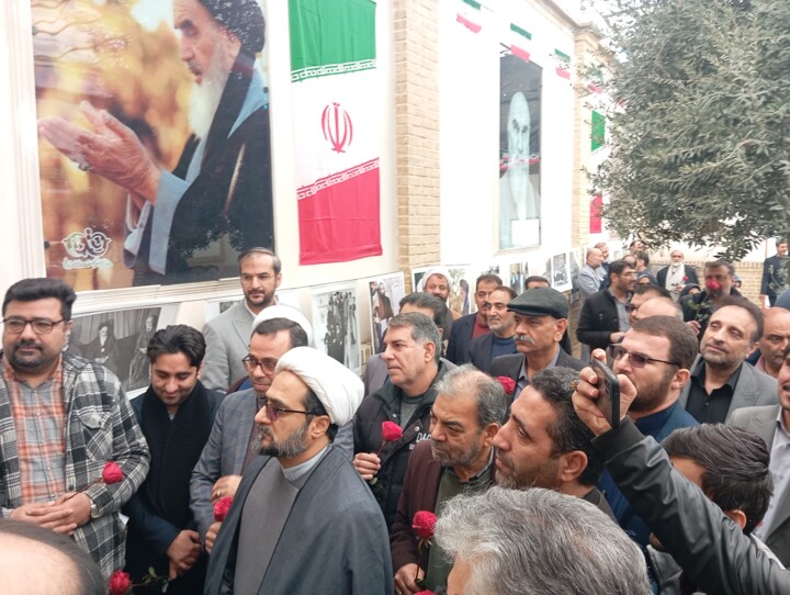 اصحاب رسانه قم با آرمانهای امام(ره) تجدید بیعت کردند